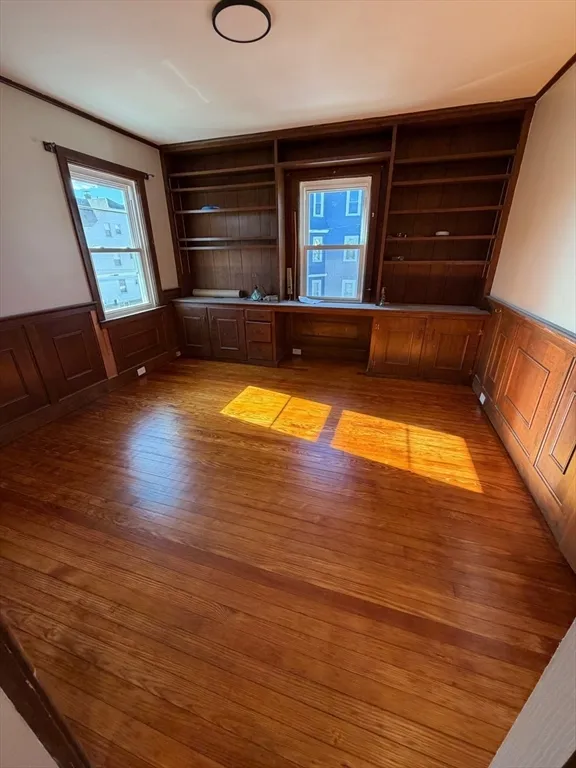 57 Colfax St, Fall River