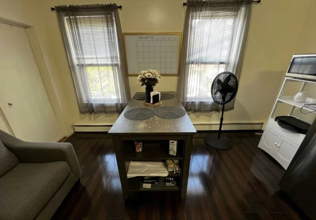 1576 Tremont St, Mission Hill