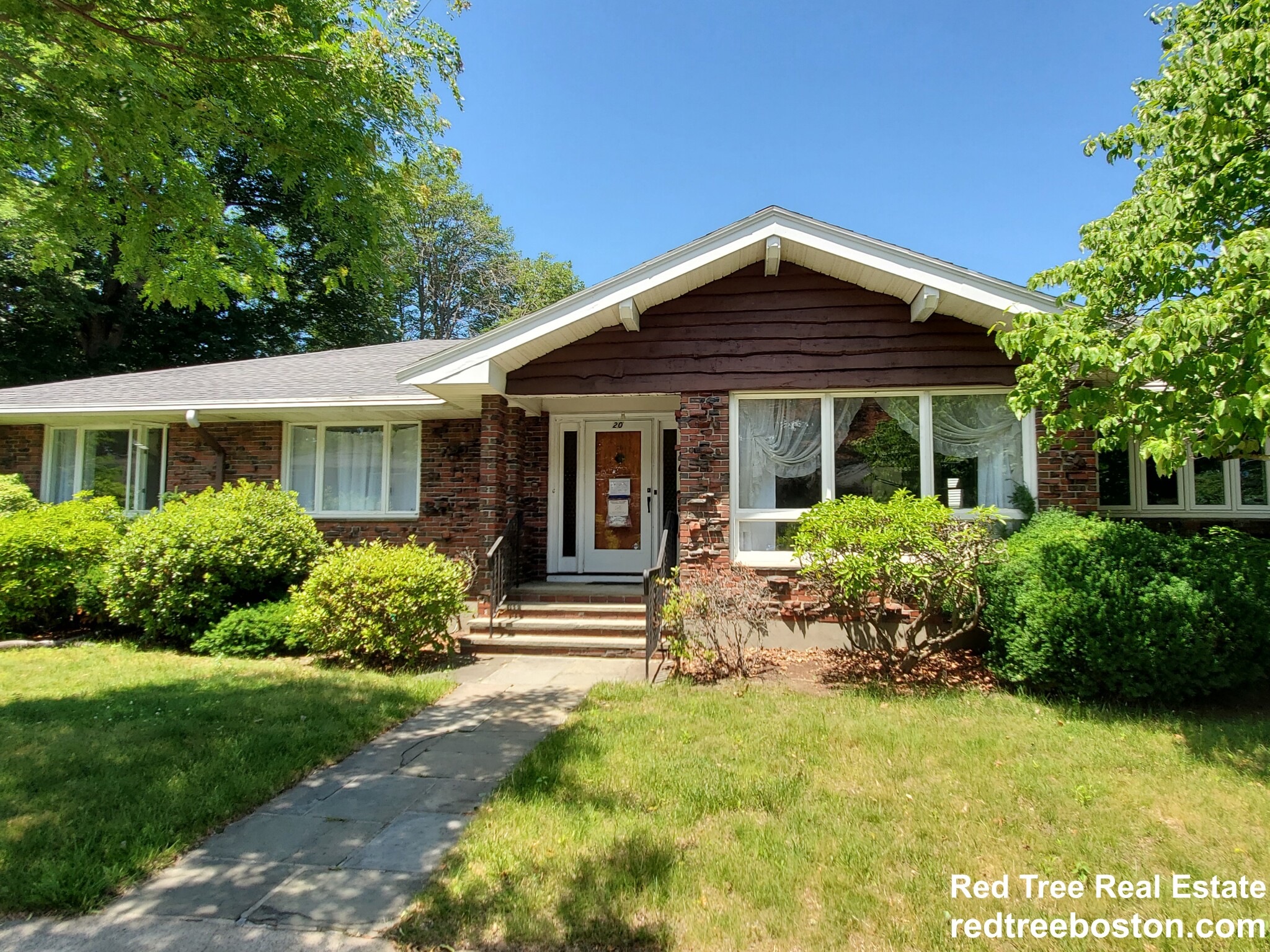 20 Mossdale Rd, Jamaica Plain