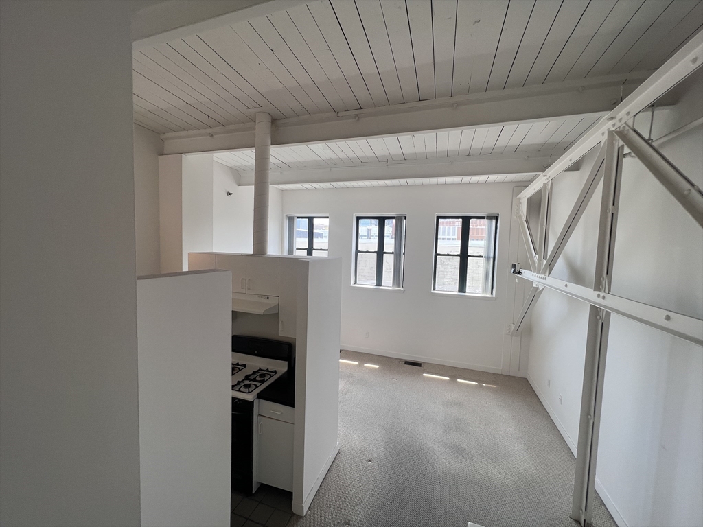 71 Fulkerson St, East Cambridge