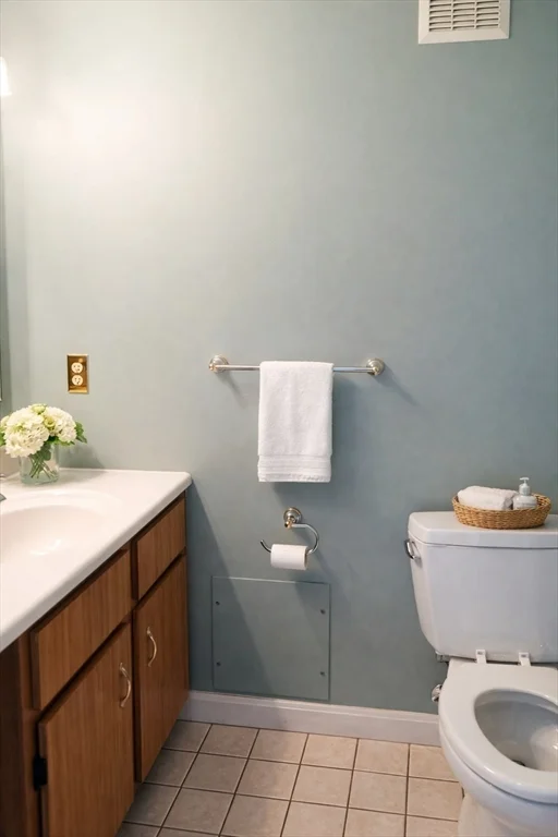 154 Quincy Shore Dr, Quincy