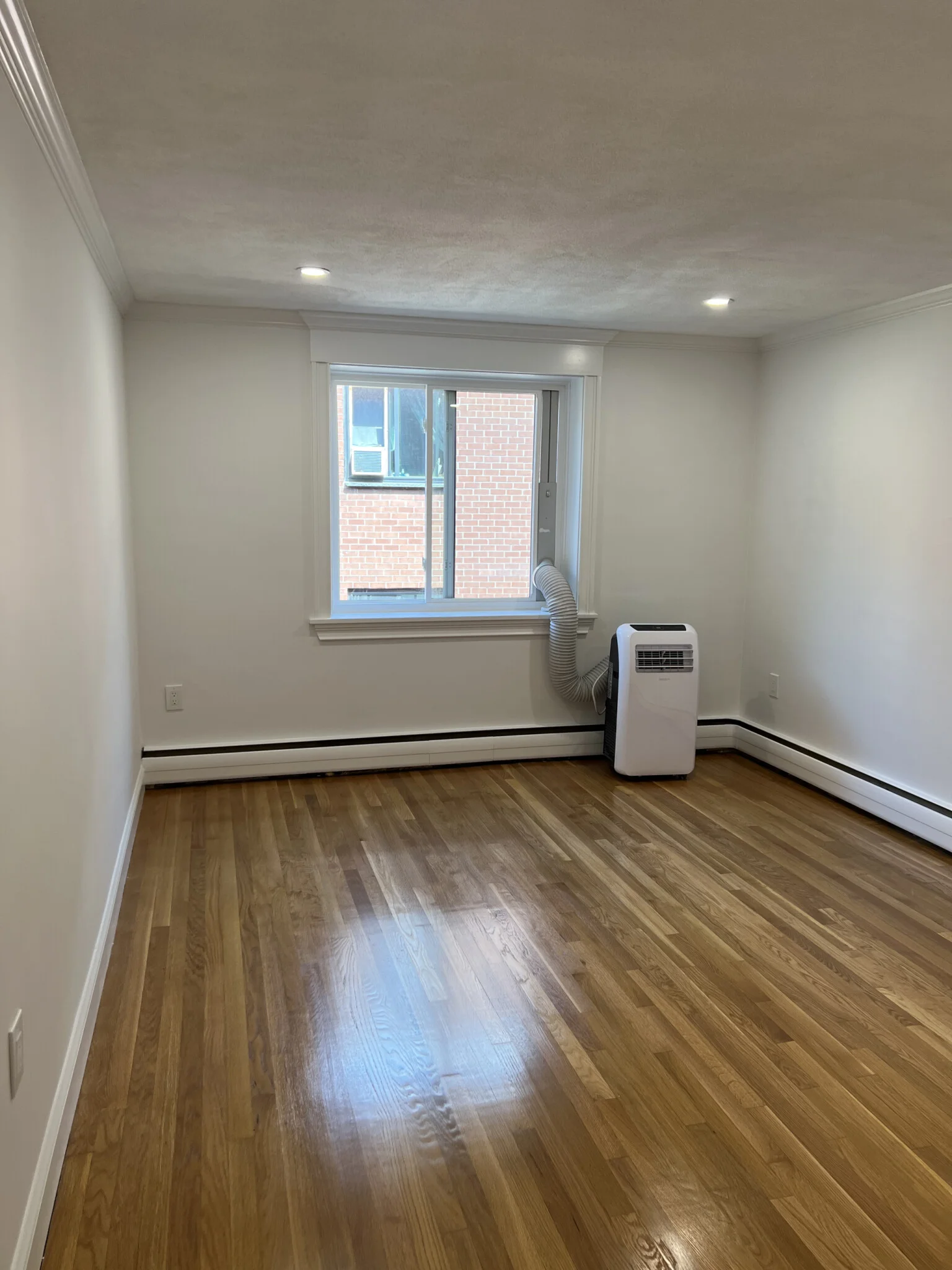 197 Kent St, Coolidge Corner