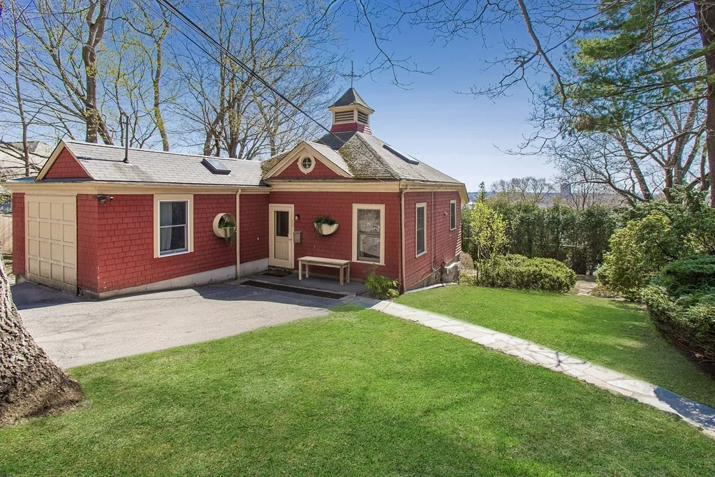 56 Colbourne Crescent, Coolidge Corner