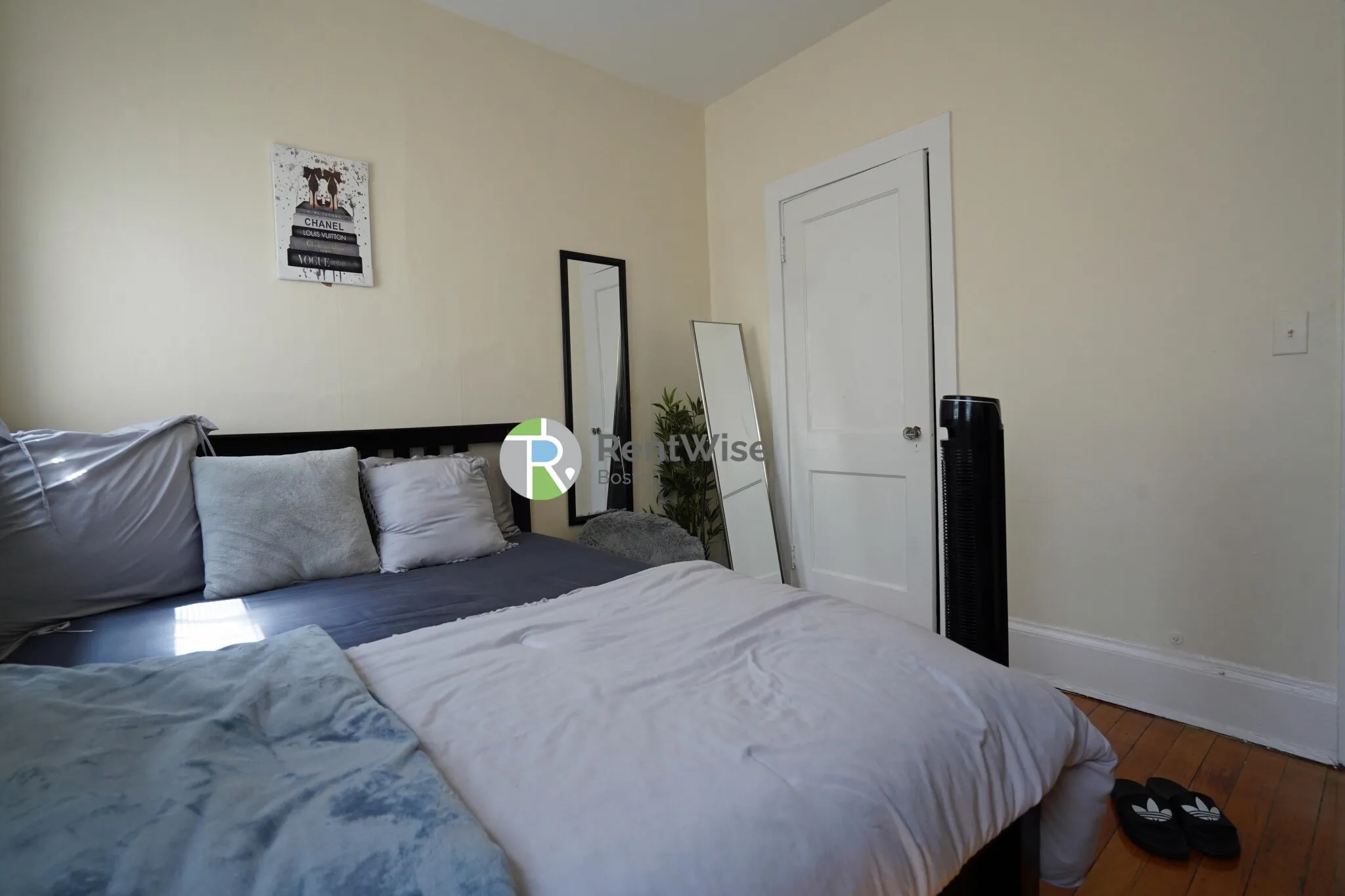 1212 Commonwealth Ave, Brighton