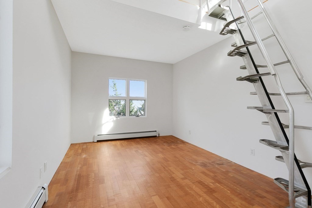 5 bed, 4+ bath apartment for rent at 15 Kelley St Unit 15, Porter Square — photo 17 of 29