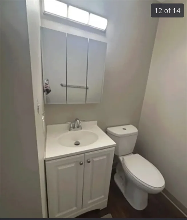 65 Frank's Ln, Hanover