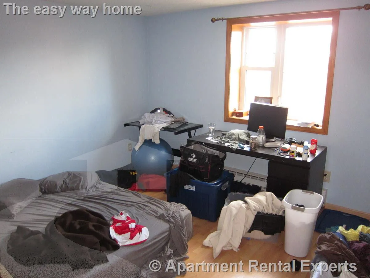 94 Beacon St, Ward Two