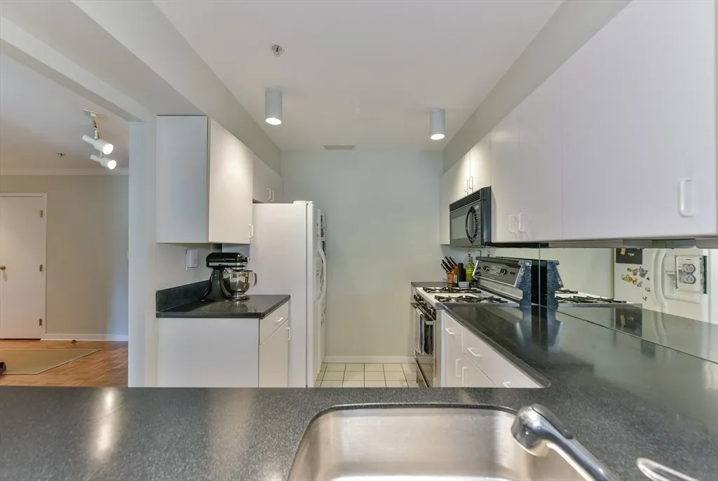 4 Canal Park, East Cambridge