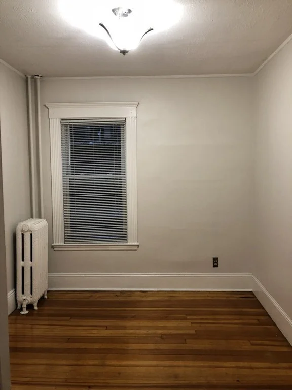 60 Kilsyth Rd, Brookline