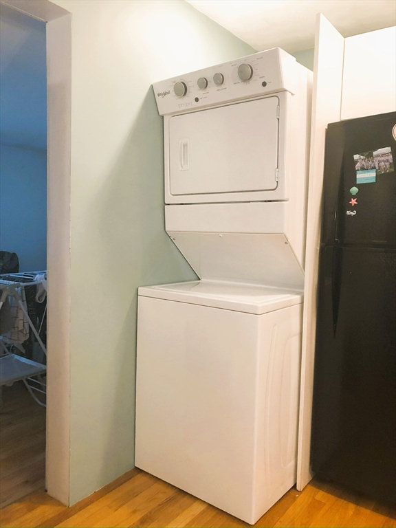 25 Emerald St, Medford