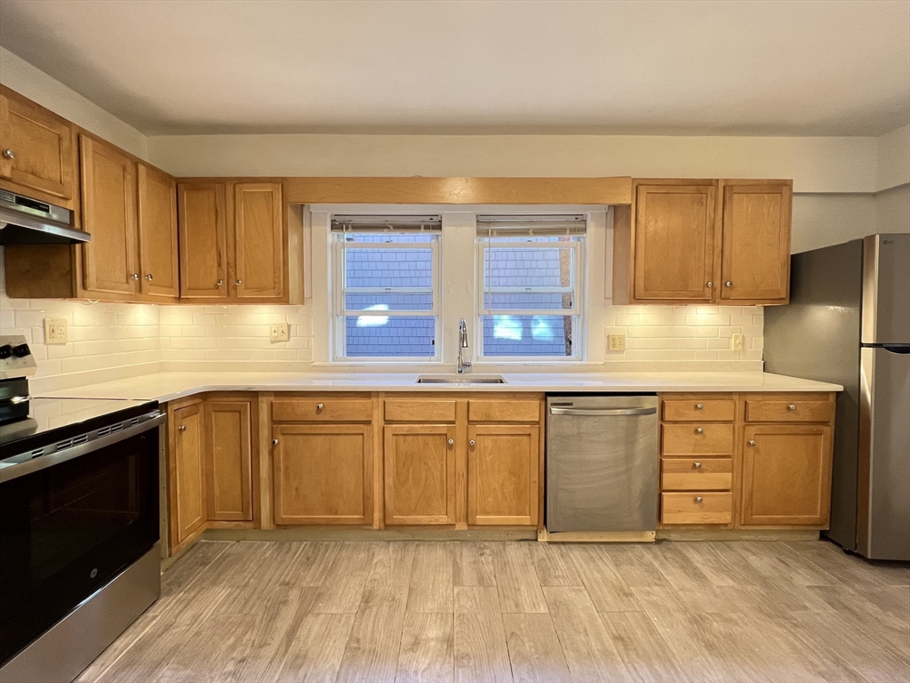 29 Sherman St, Neighborhood Nine