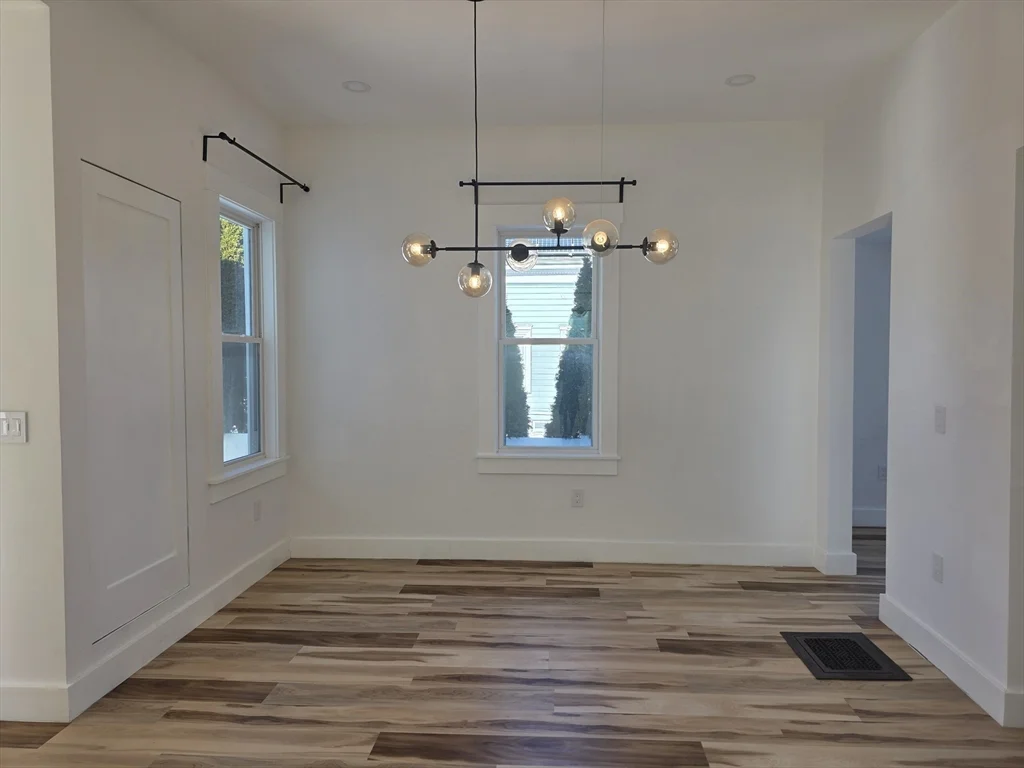 84 Dudley St, Medford