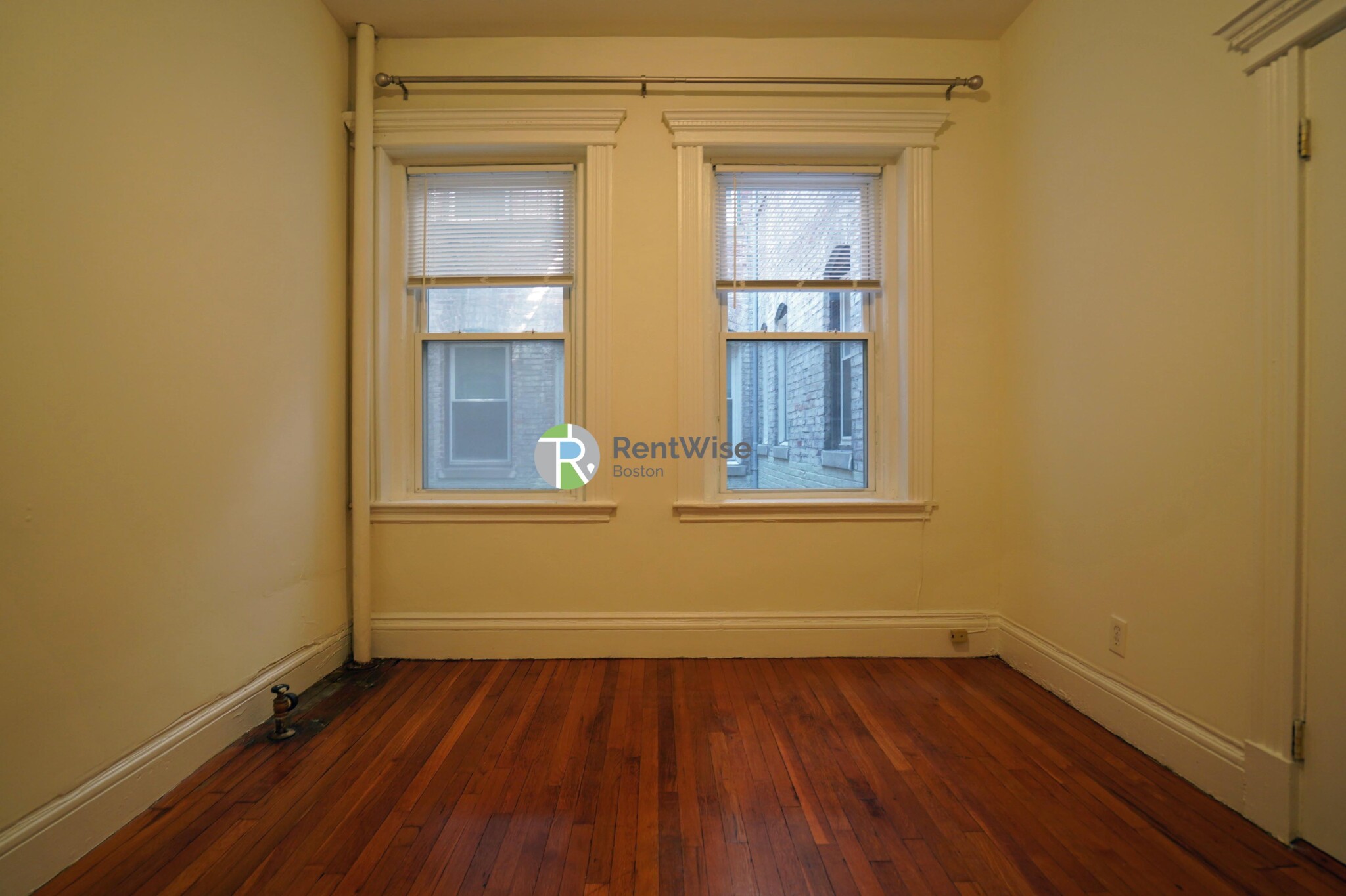 1298 Commonwealth Ave, Allston