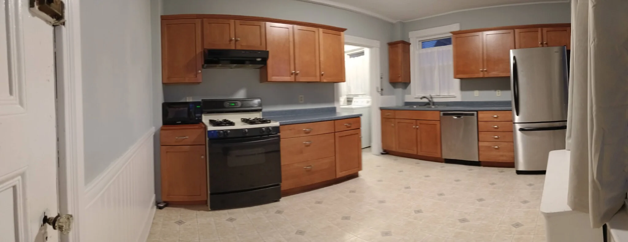 52 Crescent Ave, Malden