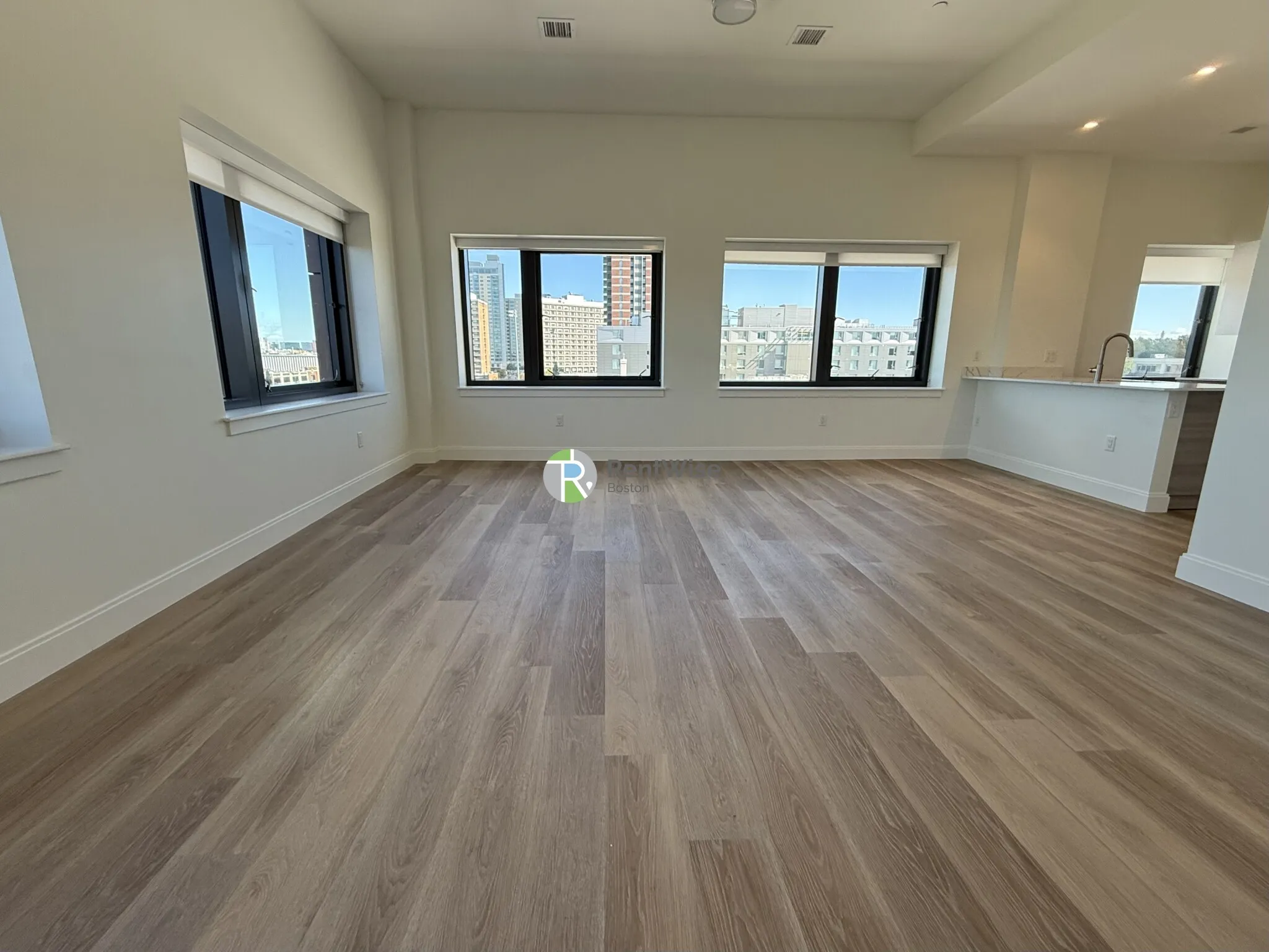 1079 Commonwealth Ave, Allston