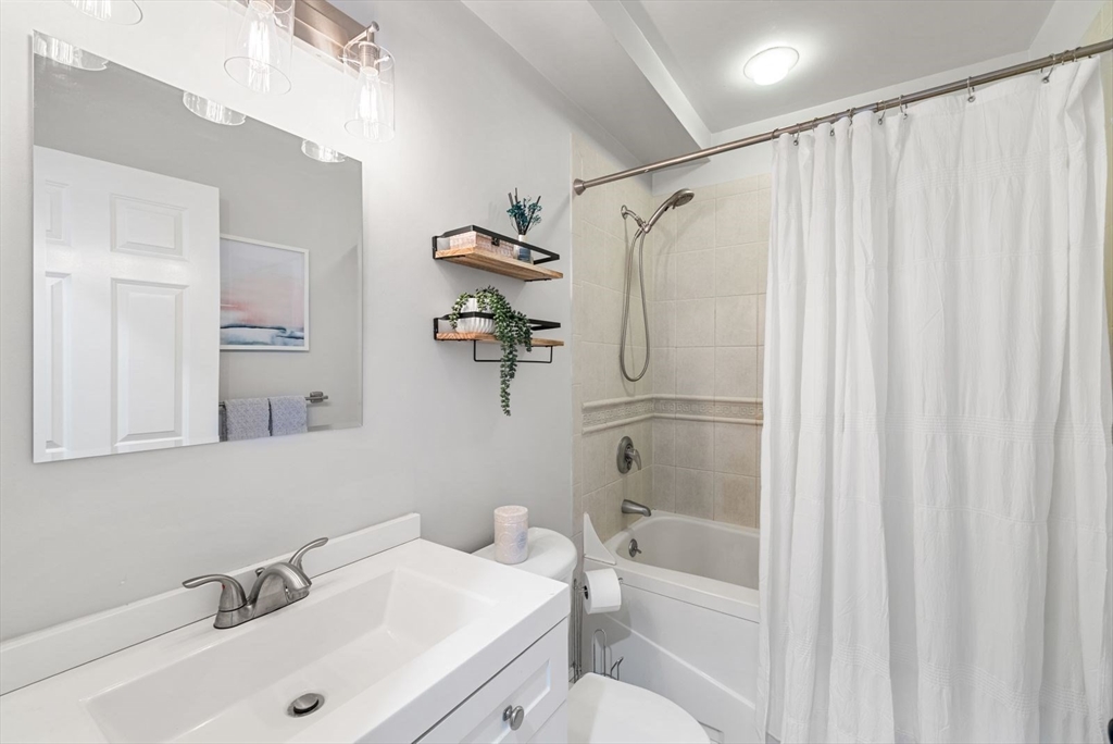 120 West 7th, South Boston