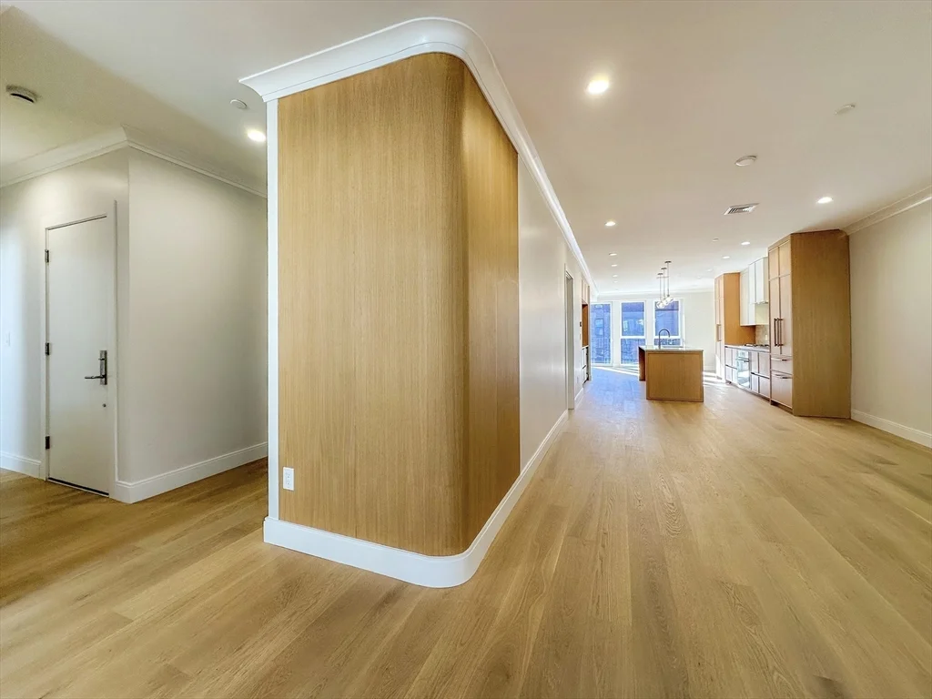 146 Worcester St, South End