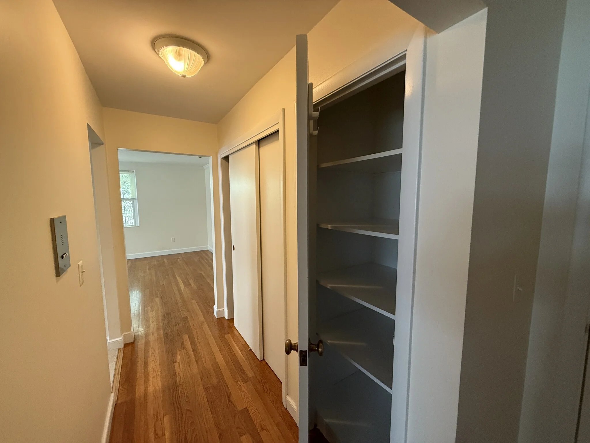 11 Captain Parker Arms, Lexington