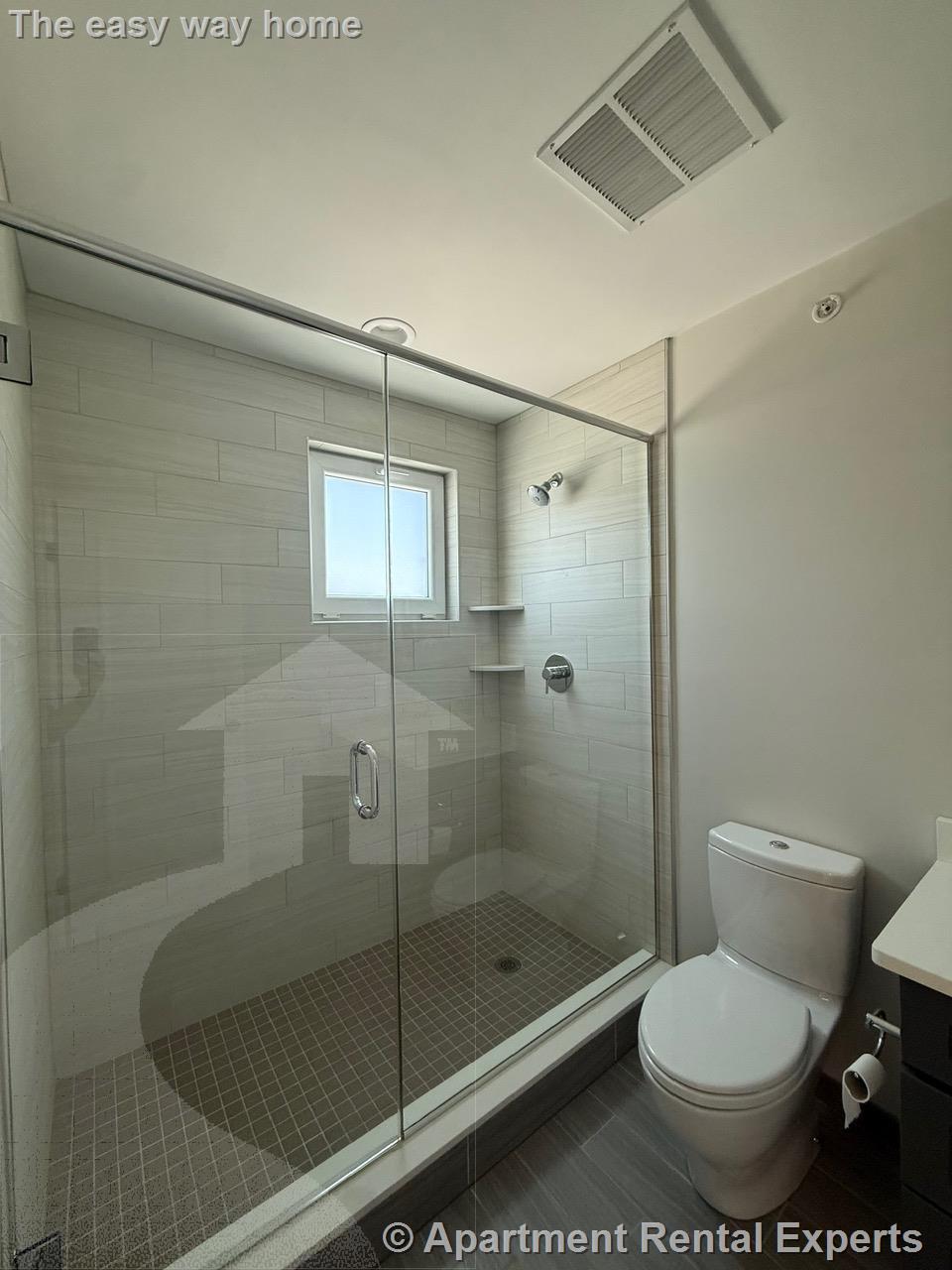 168 Hampshire, Central Square