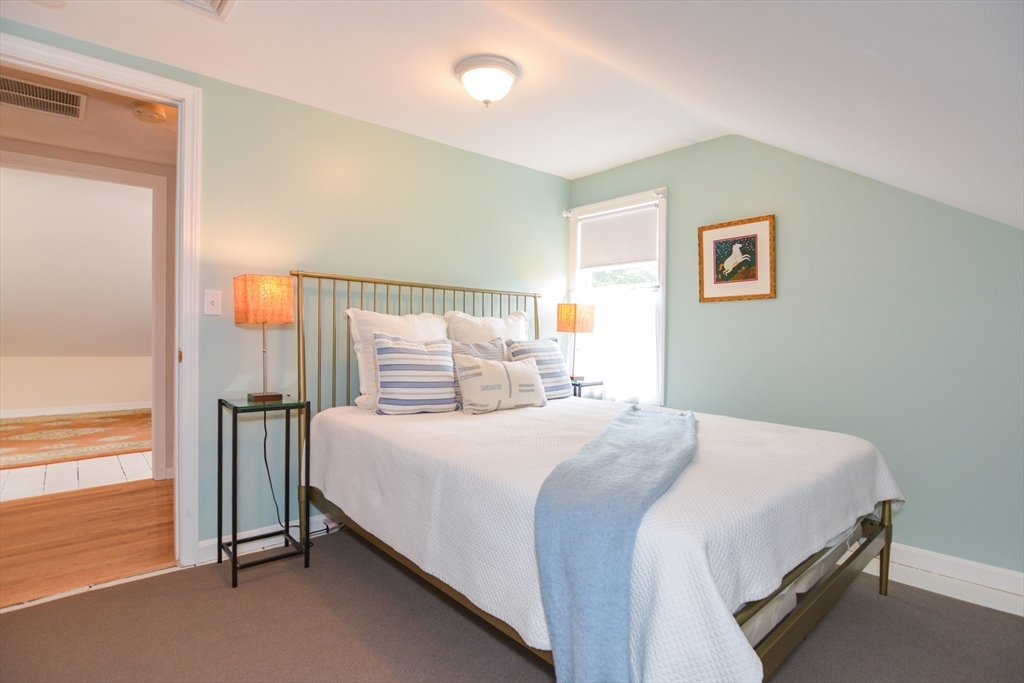 3 Abbot Ct, Marblehead