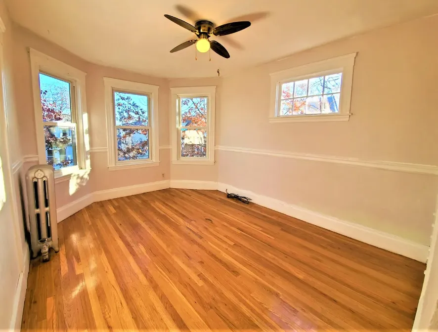 40 Waterhouse St, West Somerville