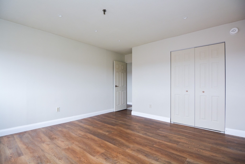 95 Audubon Rd, Wakefield