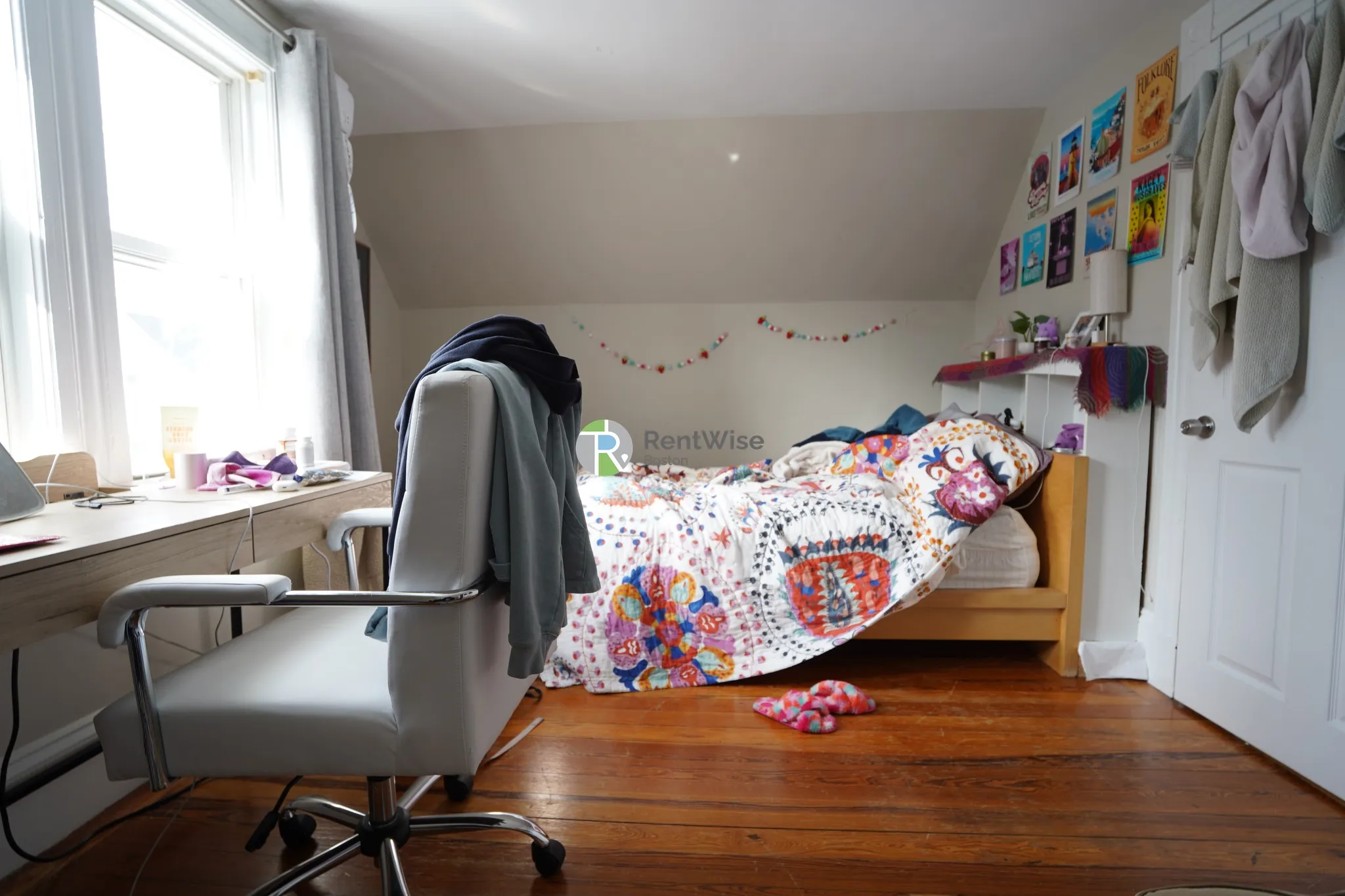 27 Emery St, Medford