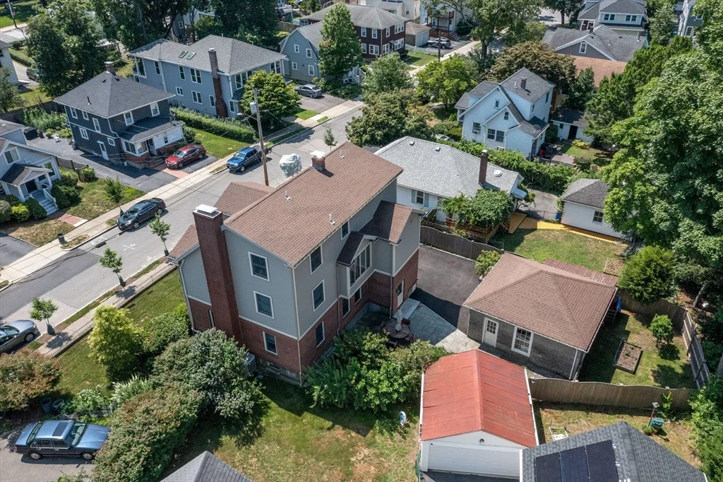 17 Gilbert St, Newton