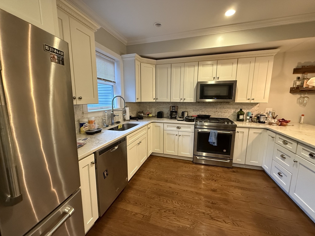 323 East 4th St, South Boston