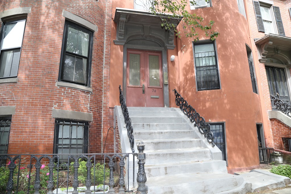 76 E Brookline St, South End