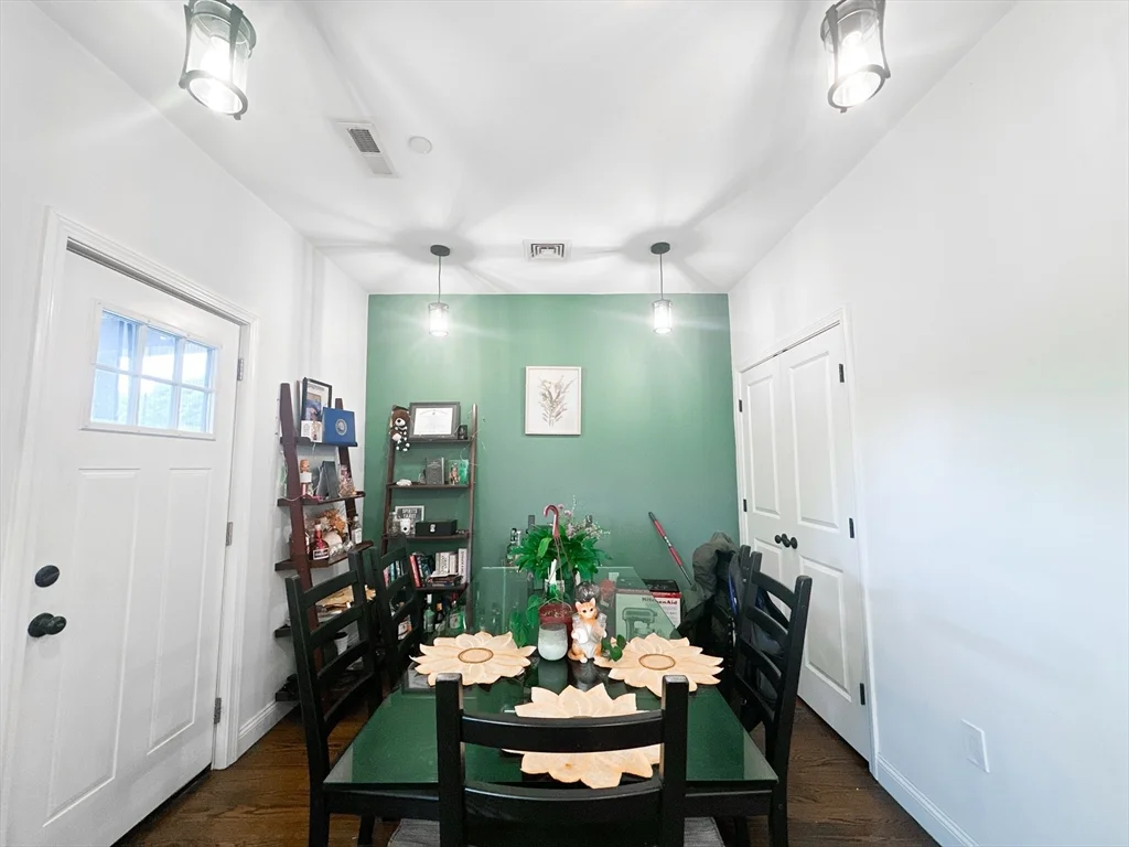 77 Torrey St, Dorchester