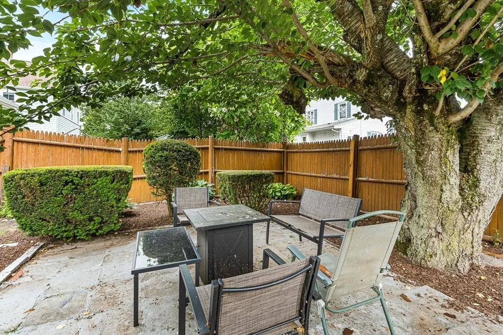 29 Harvard St, Winchester