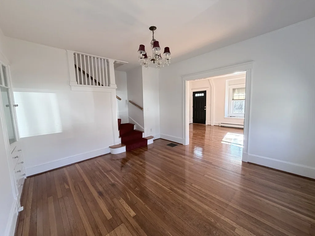 9 Hollis St, East Milton