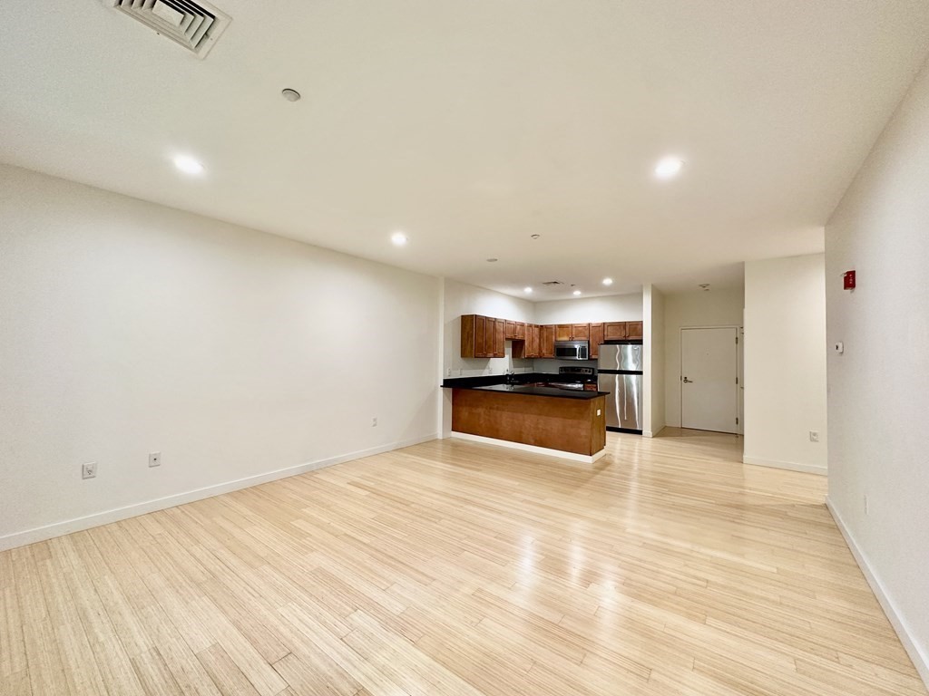 99 Chestnut Hill Ave, Brighton