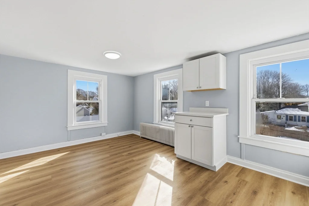 48 Walker St, Falmouth (village)