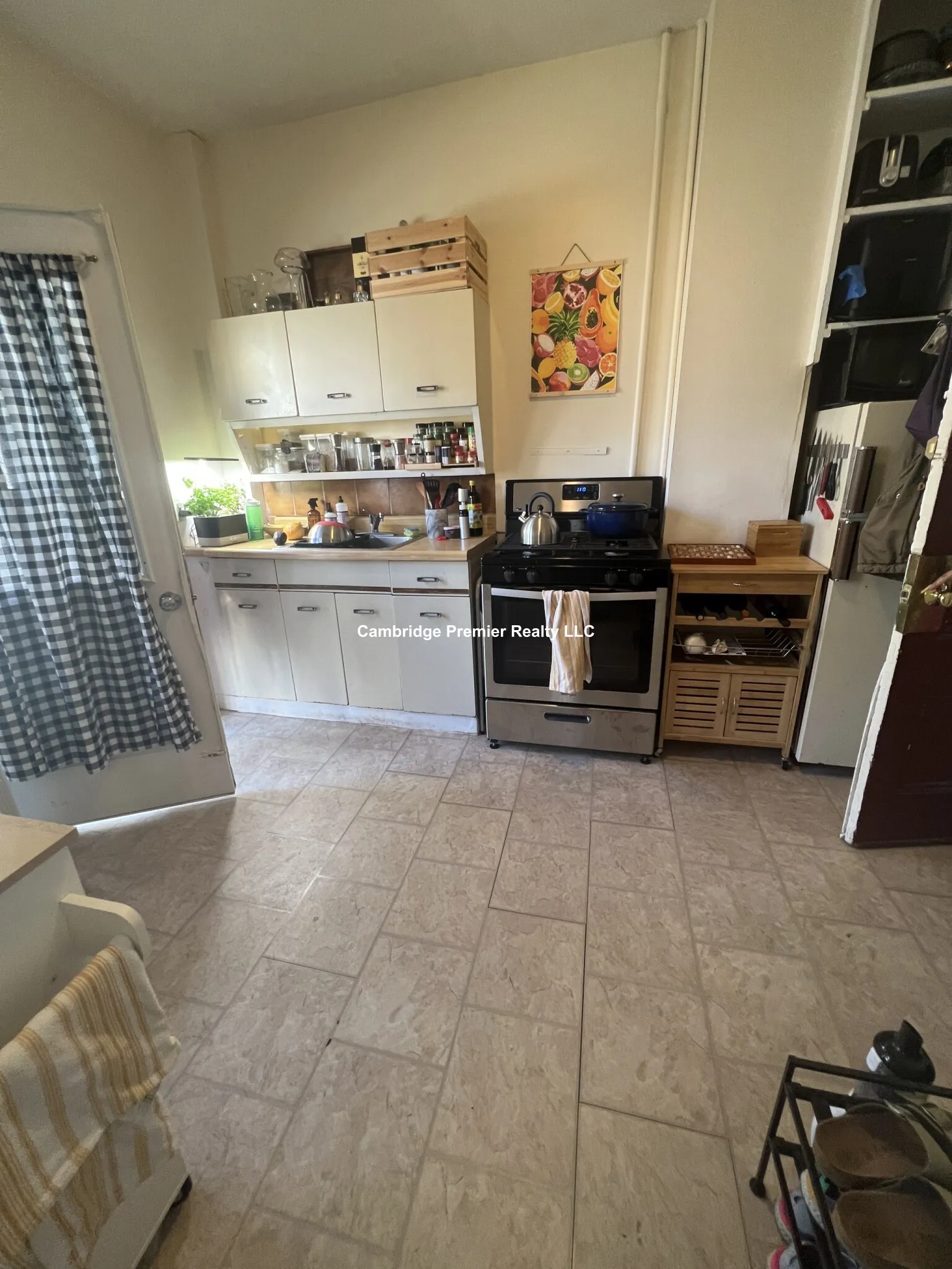 2 Evergreen Sq, Spring Hill