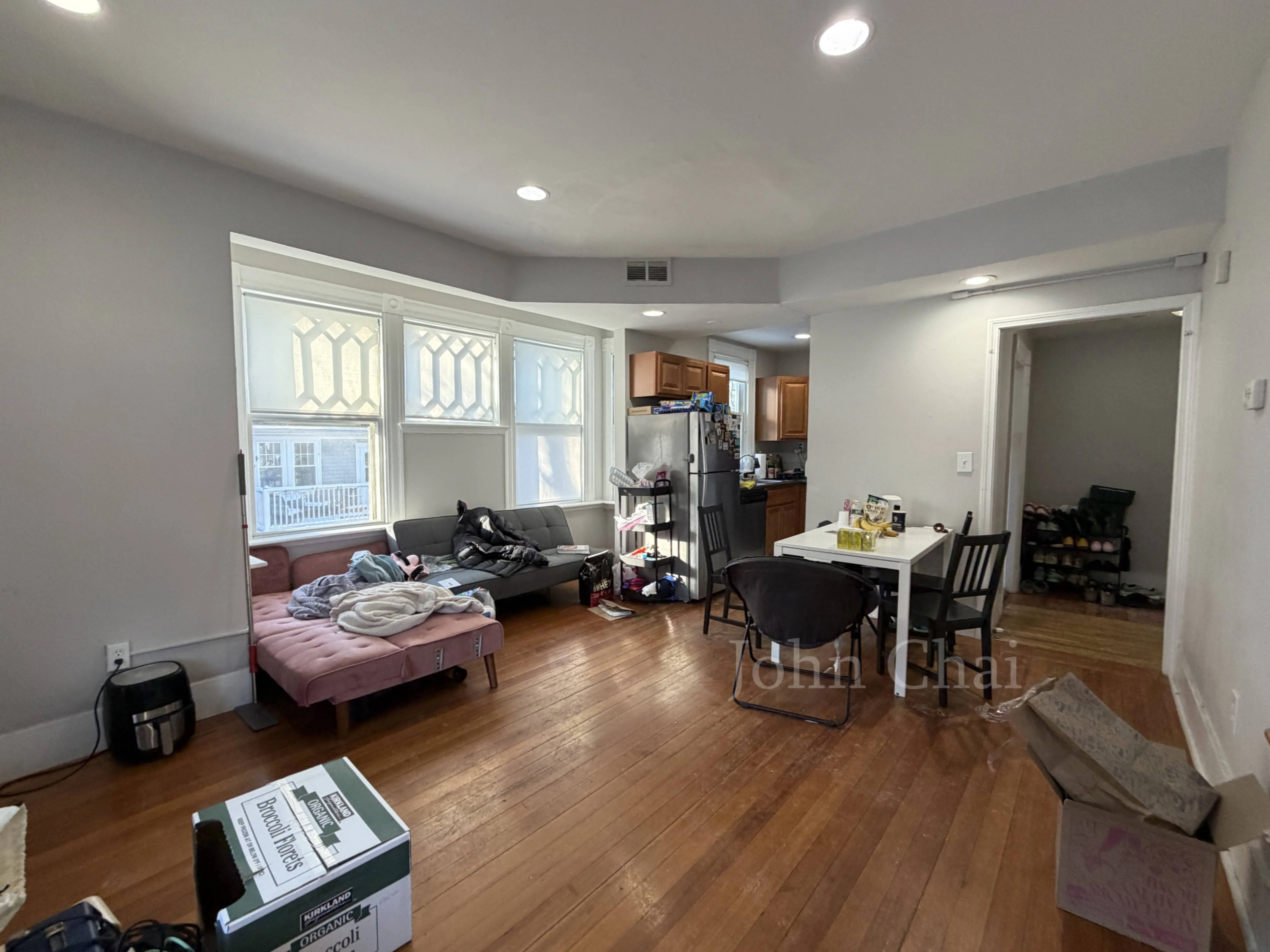 19 Braemore Rd, Brighton