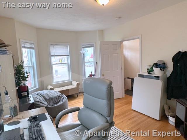 391 Columbia St, Inman Square