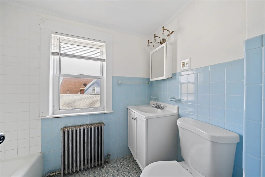 14 Stuart St, Everett