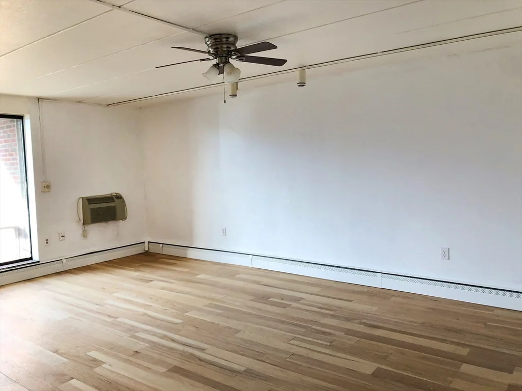 269 Lake St, Weymouth