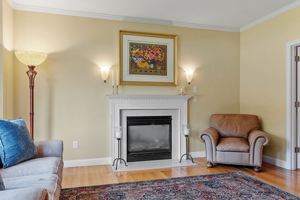 22 Periwinkle Way, North Andover