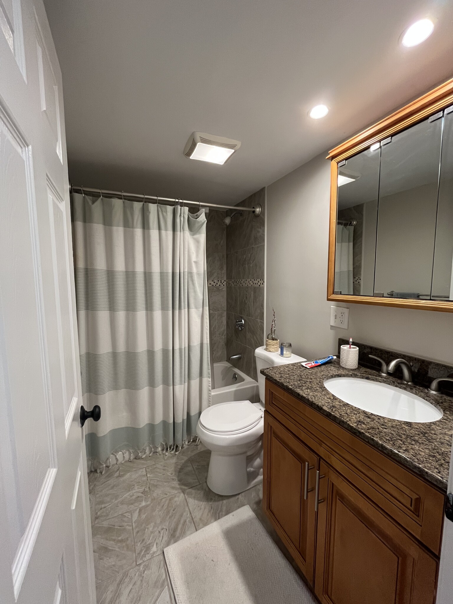 45 Judith Ln, North Waltham