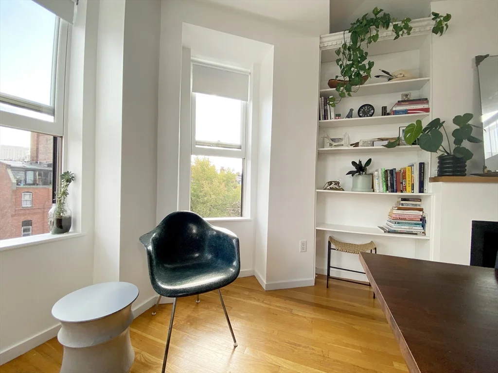 363 Marlborough St, Back Bay