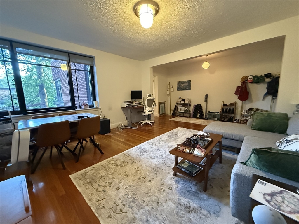 65 Strathmore, Brighton