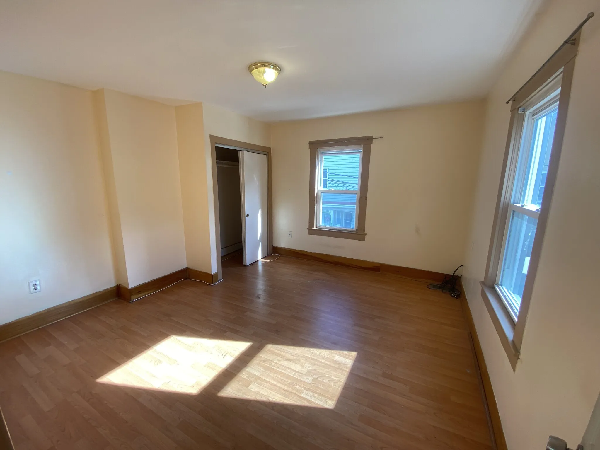 13 Andrew St, Cambridgeport