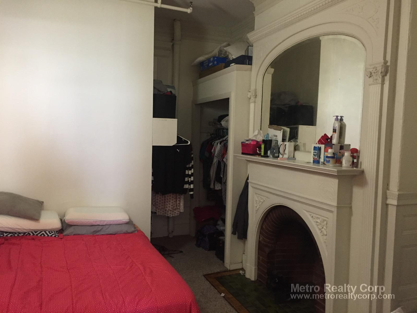 15 Bay State Rd, Fenway