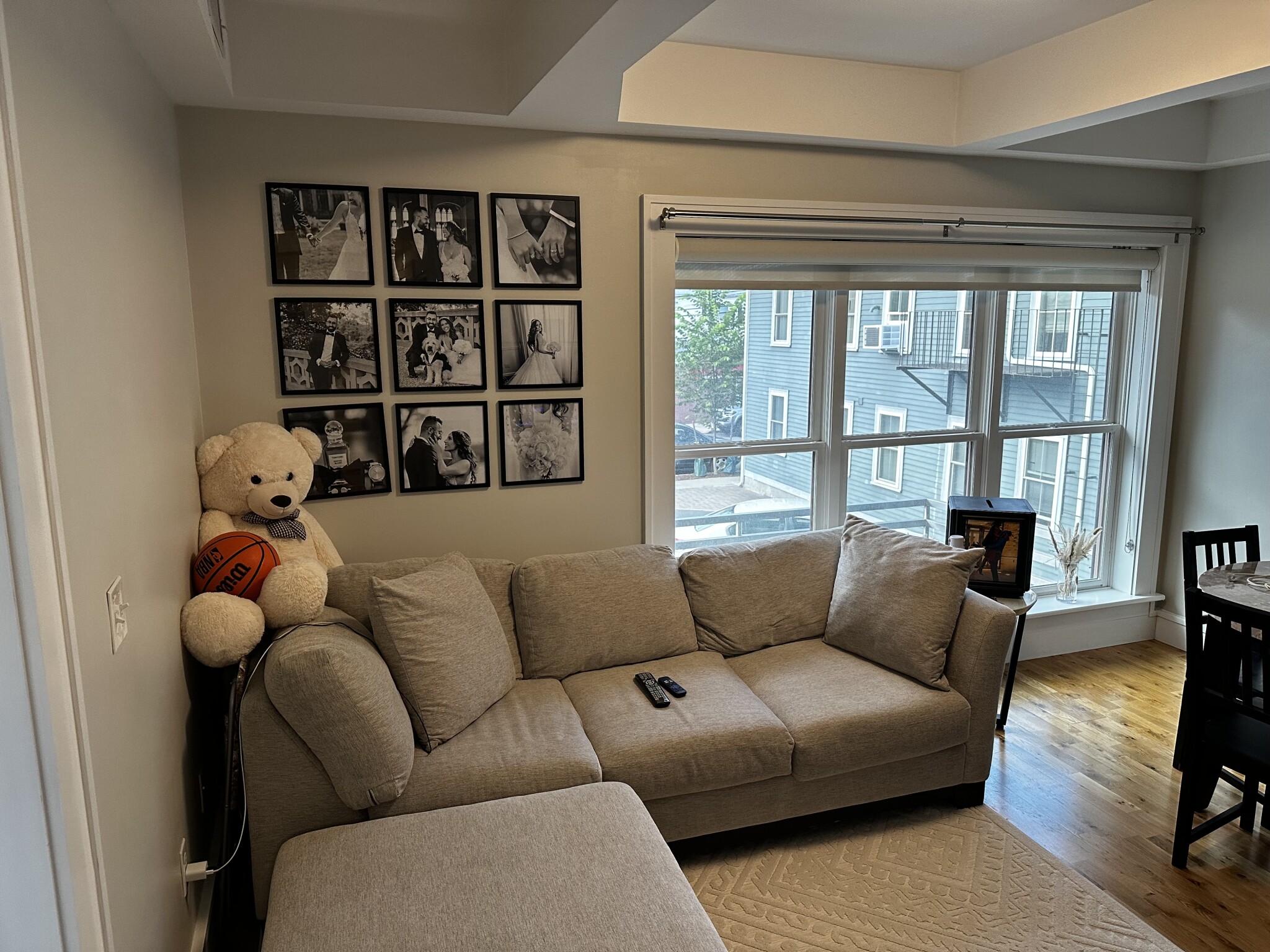 126 Charles St, East Cambridge