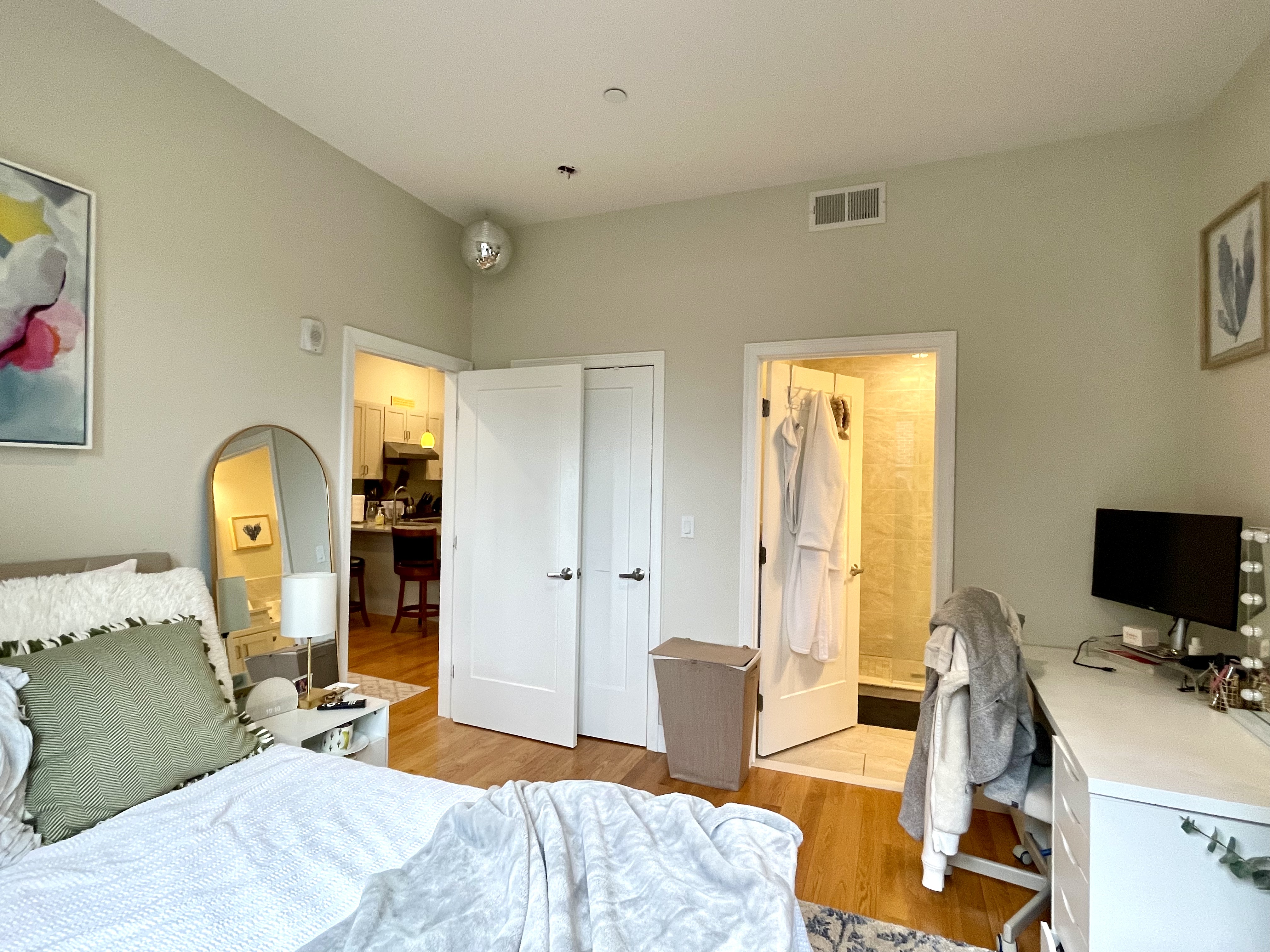 719 Boylston St, Back Bay