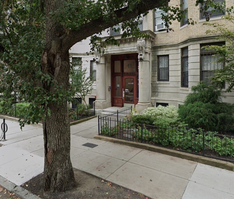 11 Queensberry St, Boston