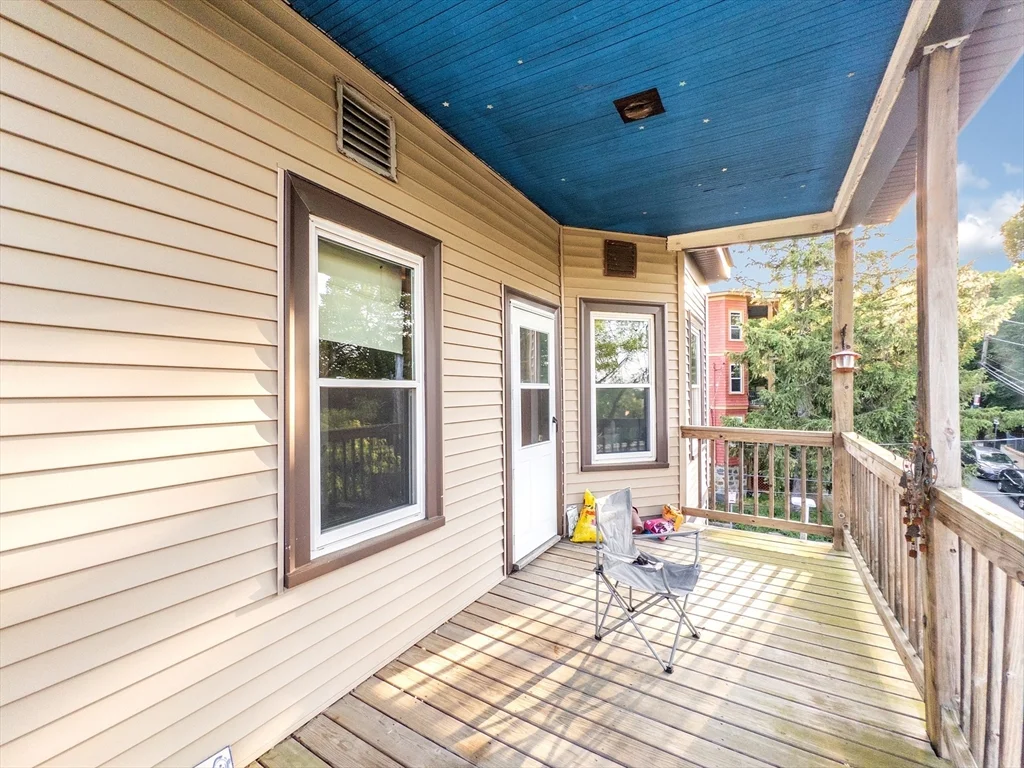 26 St Rose St, Jamaica Plain